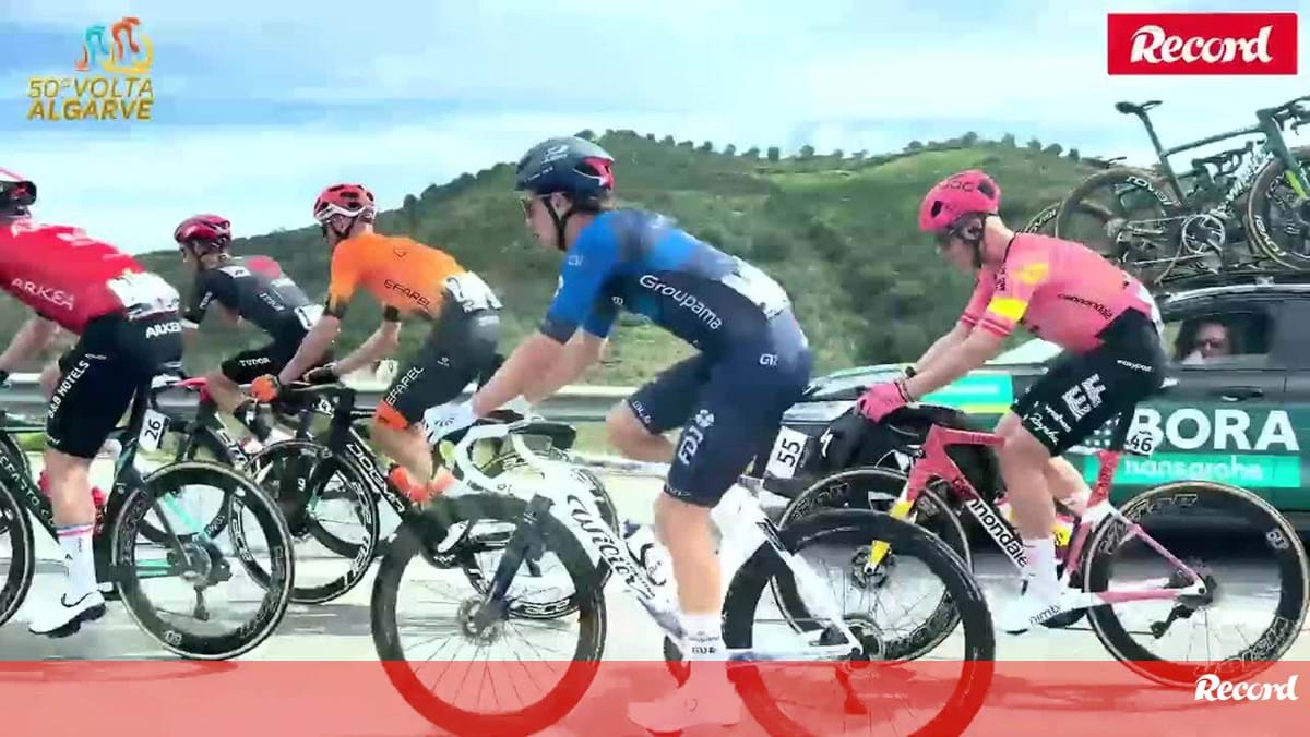 Volta ao Algarve: Sinta um pouco da loucura da caravana