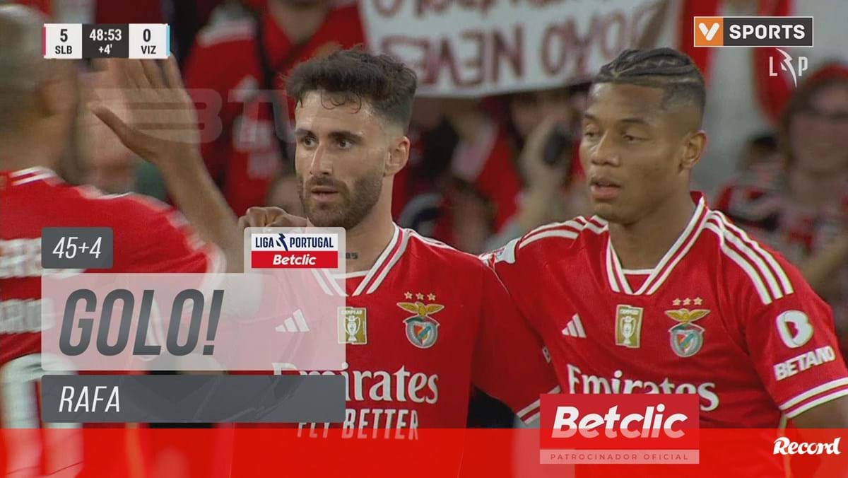 Benfica-Vizela: Rafa 'foi de mota' e só parou quando fez o 5-0