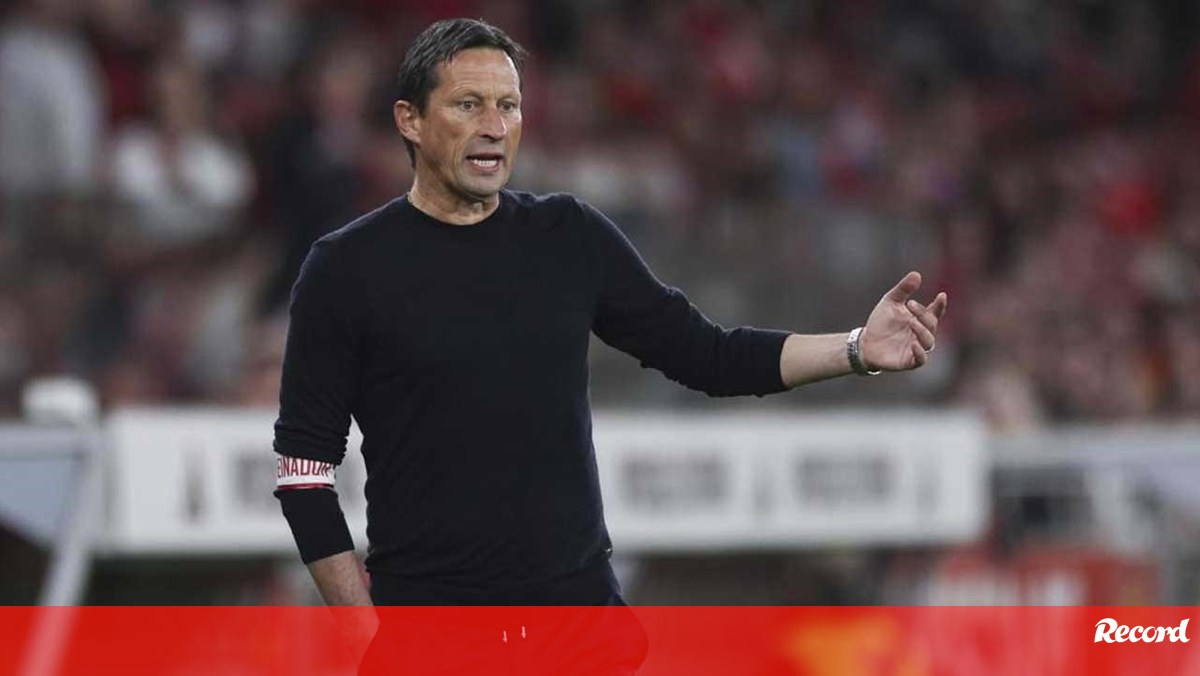 Alterações à vista na frente de ataque: o onze provável do Benfica para o jogo com o Portimonense