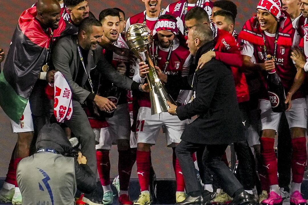 /fotospublicadas/Fotos/2-50181411#70e503ec4c5ed013479f8d124cf4a3d9 (20452944) (Milenium)