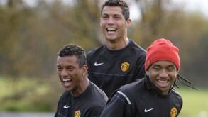 Anderson recorda como foi viver com Ronaldo: «Ele treinava às 6h30, eu e o Nani dormíamos nas macas»