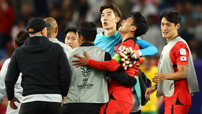 Coreia do Sul e Jordânia nas meias-finais da Taça Asiática