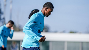 Otávio entra e Gonçalo Borges volta: dupla entre os convocados do FC Porto para o jogo com o Rio Ave
