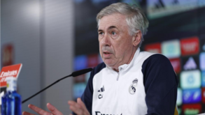 «Não vou baixar a esse nível»: Ancelotti responde às críticas de Laporta e Xavi sobre as arbitragens