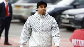 Antigo jogador do Manchester United continua desempregado mas tem ofertas de... 26 clubes