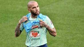 Mais de 270 jornalistas credenciados e 28 testemunhas: julgamento de Dani Alves arranca amanhã
