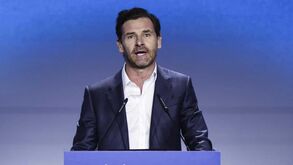 Villas-Boas assiste ao Fiães-FC Porto durante apresentação da candidatura de Pinto da Costa 