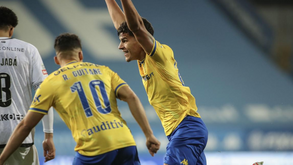 A crónica do Estoril-E. Amadora, 1-0: Arriscar e ser feliz para dar o salto