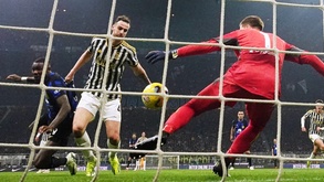 A crónica do Inter Milão-Juventus, 1-0: Autogolo deixa Inter mais líder