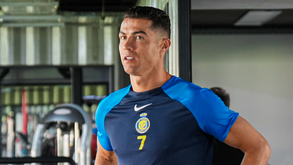 Aniversariante Cristiano Ronaldo disponível para ir a jogo frente ao Al Hilal de Jorge Jesus