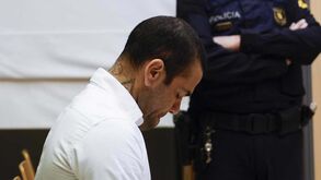 As primeiras imagens do julgamento de Dani Alves em Barcelona