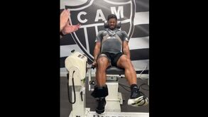 Impressionante: o exercício de Hulk que está a deixar os adeptos de queixo caído