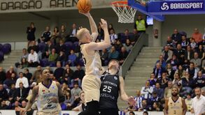 A crónica do FC Porto-Göttingen, 82-64: Omlid foi Dragão