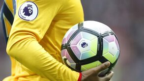 A 'moda' do óxido nitroso que já faz estragos na Premier League: «Pode tornar-se perigoso»