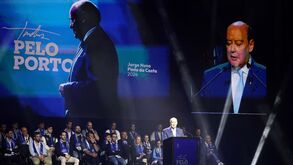 Candidatura de Pinto da Costa critica administrador financeiro de André Villas-Boas