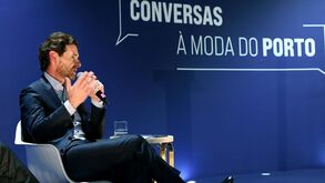 André Villas-Boas: «FC Porto aparenta ser um quintal, com uma galinha dos ovos de ouro que serve alguns»
