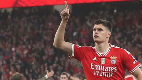 Antigo treinador avalia os 50 jogos de António Silva pelo Benfica: «Não dizemos que tem só 20 anos»