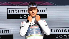 Remco Evenepoel procura fazer história na Volta ao Algarve