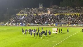 «Palhaços, joguem à bola»: adeptos do FC Porto criticam a equipa e esta nem se aproxima da bancada