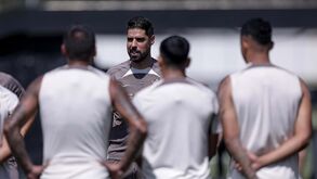 Central do Corinthians rendido a António Oliveira: «Tem um entendimento muito grande do futebol»