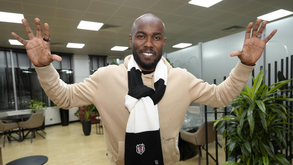 Besiktas exerce já a compra obrigatória de Al Musrati e paga 11 milhões ao Sp. Braga