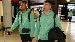 As imagens da partida do Sporting rumo à Suíça com novidades na convocatória