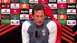 Roger Schmidt revela que Rollheiser está convocado mas avisa: «Ainda precisa de treinar muito»