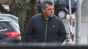 Quarto de hotel e casa de Nuno Ribeiro tinham seringas e kits de transfusão: o 'arsenal' que foi detalhado quando rebentou o escândalo