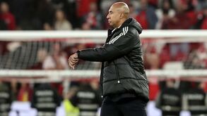 Luisão mostra diferença entre chefe e líder: «Para bom entendedor meia palavra basta»