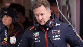 Chris Horner terá enviado mensagens de cariz sexual a funcionária da Red Bull
