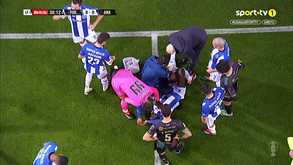 As imagens da arrepiante lesão de Zaidu frente ao Estrela da Amadora