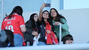 Kika Nazareth a dar show nas bancadas do Benfica Campus
