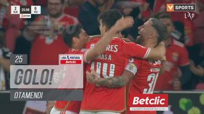 Grande cruzamento de Neres e Otamendi diz 'sim' à bola para o 2.º do Benfica frente ao Vizela