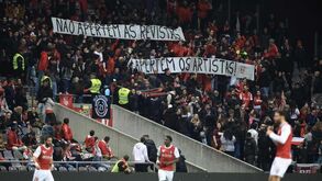 Claques do Sp. Braga deixaram o Estádio Municipal de Braga durante o jogo com o Farense