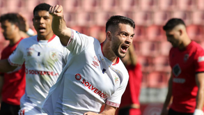 A crónica do Penafiel-Santa Clara, 1-2: Nada trava o líder