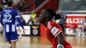 A crónica do Benfica-FC Porto, 28-27: Brisa de mudança