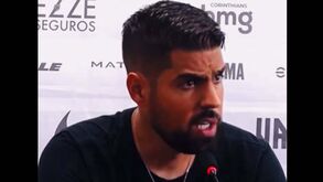 António Oliveira após empate com o Palmeiras: «Aqui é Corinthians e jamais desistiremos»