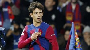 João Félix regressa aos treinos no Barcelona de olho na Champions