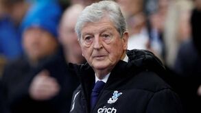 Crystal Palace anuncia saída do treinador