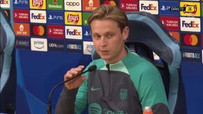 De Jong irritado com jornalista: «É muita mentira... Não sei como não têm vergonha»