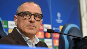 Francesco Calzona: «Barcelona? Somos o Nápoles, não temos medo!»