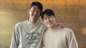 Lee Kang-In faz as pazes com Son