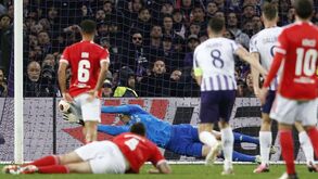 A crónica do Toulouse-Benfica, 0-0: em exibição sofrível valeu a estrelinha
