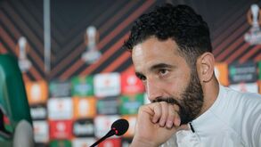 Mais um jogo adiado do Sporting à vista? Liga Europa pode alterar as contas contra o Farense... ou Benfica