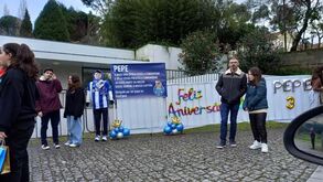Adeptos do FC Porto surpreendem Pepe no Olival: «Serás sempre o nosso capitão»