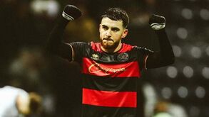 Médio condenado a um ano de prisão continua a jogar porque... as cadeias estão sobrelotadas