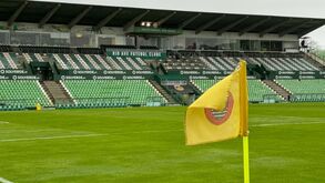 As primeiras imagens do Estádio dos Arcos: relva em bom estado e nuvens… cinzentas