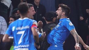 Al Ettifaq-Al Hilal, 0-2: pressão sacudida e recorde... à vista!
