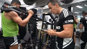 37 anos cheios de força: Hulk bate recorde no ginásio