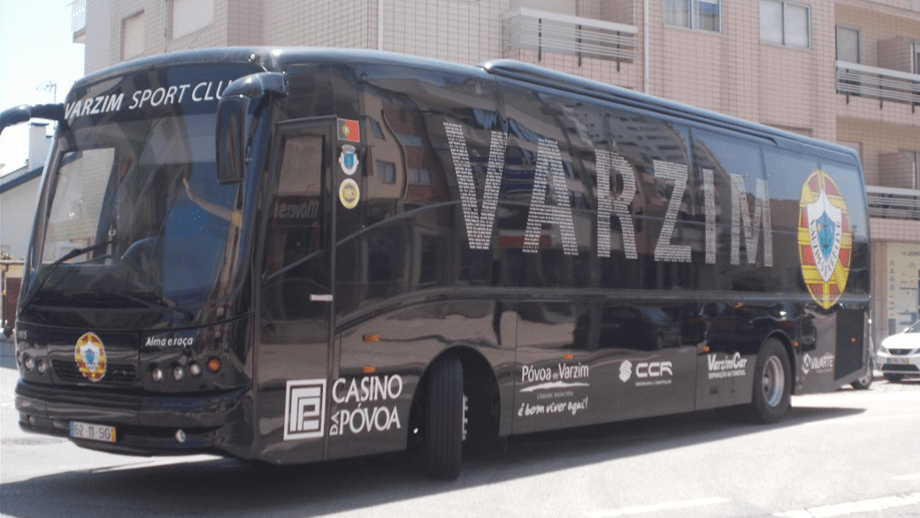 Autocarro do Varzim penhorado devido a dívidas por saldar à equipa técnica de Bruno China